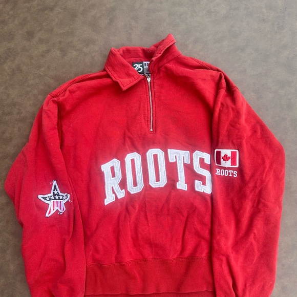 Roots 25th Anniversary Red Fleece Pullover - Picture 1 of 4